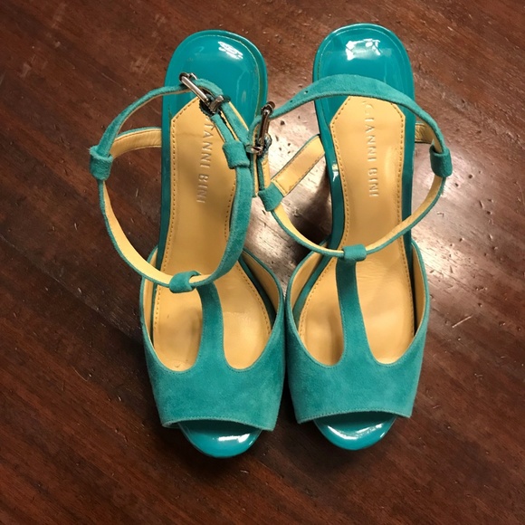 Gianni Bini Pumps - Picture 2 of 4